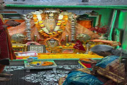 सीतारमण ने तनोटराय माता मंदिर में की पूजा-अर्चना