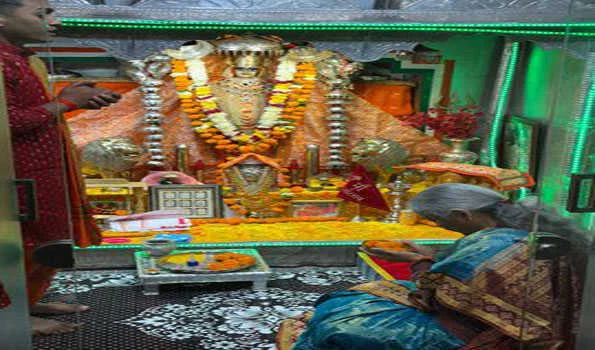 सीतारमण ने तनोटराय माता मंदिर में की पूजा-अर्चना