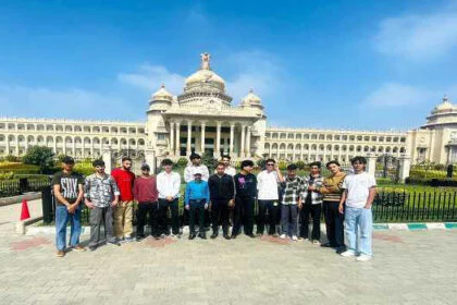 सेना की मदद से कुपवाड़ा के छात्रों ने दक्षिण भारत के प्रमुख संस्थानों के बारे में ली जानकारी