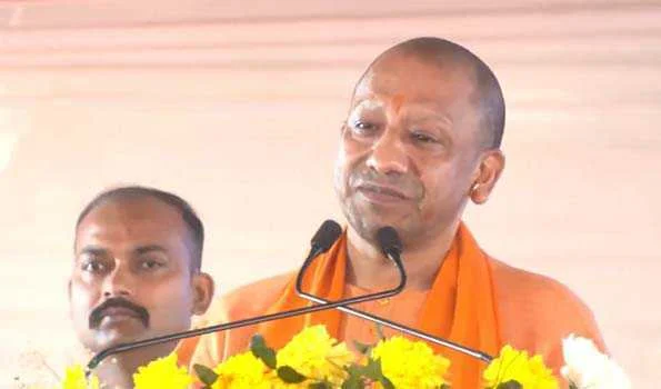 नए साल में नई गति से विकास पथ पर आगे बढ़ेगा उत्तर प्रदेश : योगी