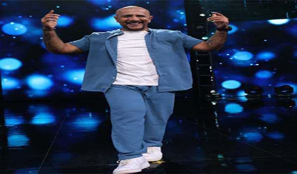 इंडियन आइडल के मंच पर विशाल ददलानी ने की अनुराग सैकिया की तारीफ