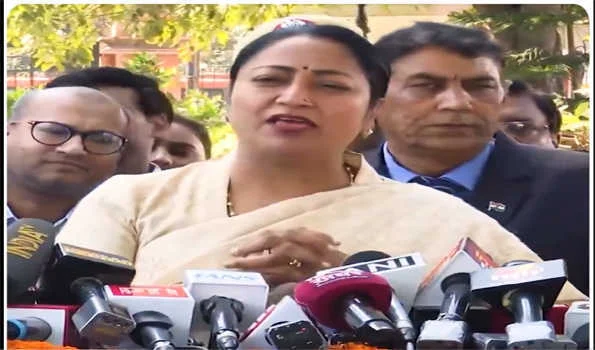 रेखा गुप्ता ने व्यापार एवं औद्योगिक संगठनों  के साथ किया संवाद