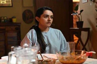 अपूर्वा अरोड़ा ने वेवसीरीज फैमिली आज कल के एक साल पूरे होने का जश्न मनाया