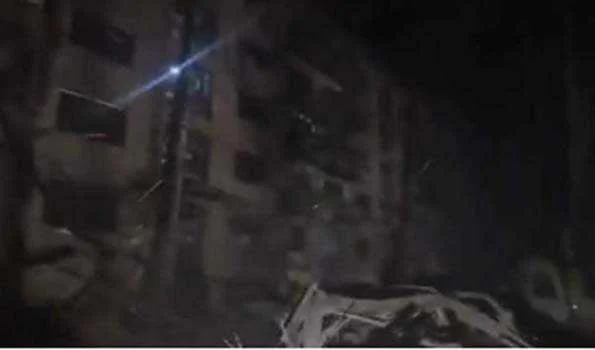 कीव पर रूस के हवाई हमले में 12 लोग घायल