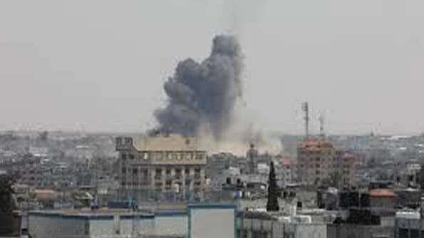 गाजा में इज़रायली हमलों में 25 फ़िलिस्तीनी मारे गए