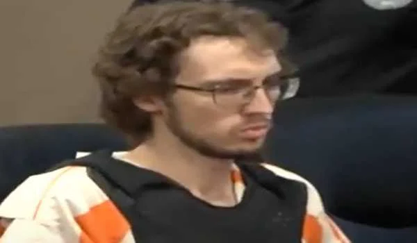 टेक्सास वॉलमार्ट में 23 लोगों की हत्यारे शूटर को नहीं दी जायेगी मौत की सजा