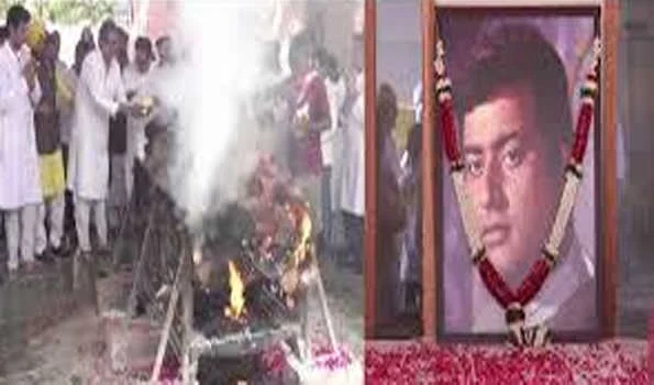 पंचतत्व में विलीन हुए मनोज ‘भारत’ कुमार, राजकीय सम्मान से किया गया अंतिम संस्कार