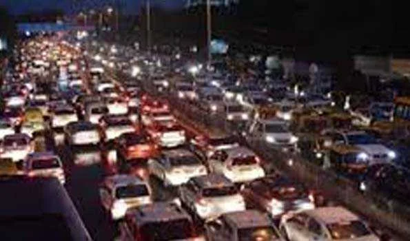 यात्री वाहनों की मार्च में बिक्री 6.26 प्रतिशत बढ़ी