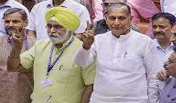 राजा इक़बाल मेयर और जय भगवान डिप्टी मेयर चुने गए