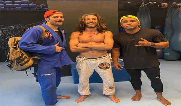 अली फज़ल ने वेबसीरीज ‘रक्त ब्रह्मांड’ के एक्शन सीक्वेंस की तैयारी के लिए जूजुत्सु की ट्रेनिंग ली