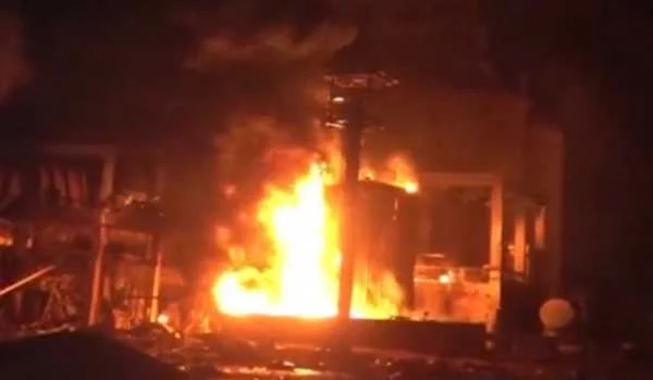 इजरायल ने लाल सागर पर यमन के बंदरगाहों पर फिर से हवाई हमले किये: हौती टीवी