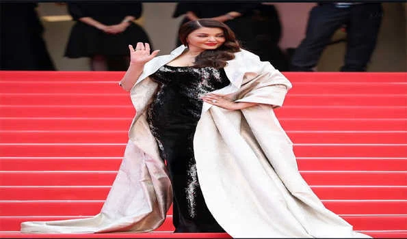 कान्स 2025: सिमरी ब्लैक गाउन में ऐश्वर्या राय ने जलवा बिखेरा