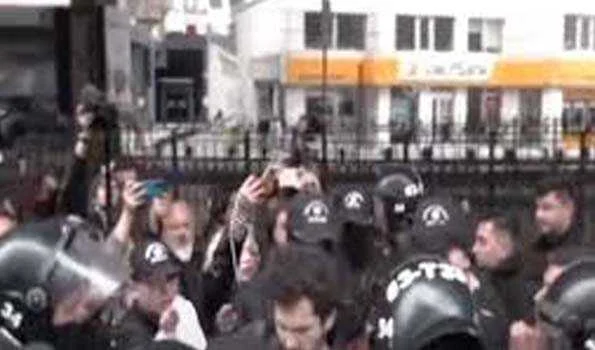 तुर्की में अवैध रैलियों के दौरान हिरासत में लिए गए 418 लोगों में से 374 रिहा