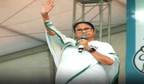 ममता बनर्जी ने