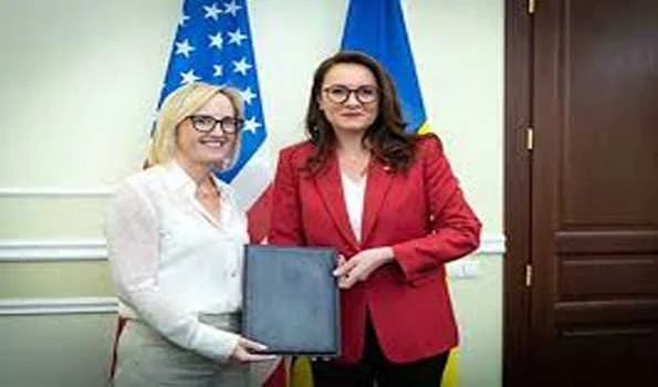 यूक्रेन ने प्राकृतिक संसाधन समझौते को अंतिम रूप देने की जानकारी अमेरिका को दी