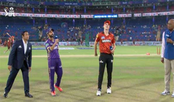 सनराइजर्स हैदराबाद ने टॉस जीतकर पहले बल्लेबाजी का किया फैसला