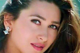 51 वर्ष की हुयी करिश्मा कपूर