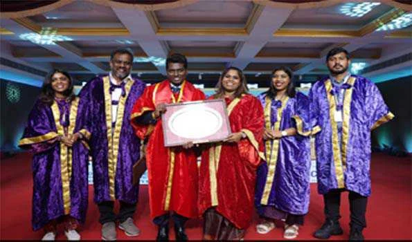 एटली को सत्यभामा विश्वविद्यालय ने डॉक्टरेट की उपाधि से नवाज़ा