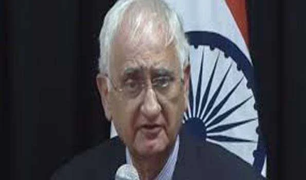 क्या देशभक्त होना इतना मुश्किल है : खुर्शीद