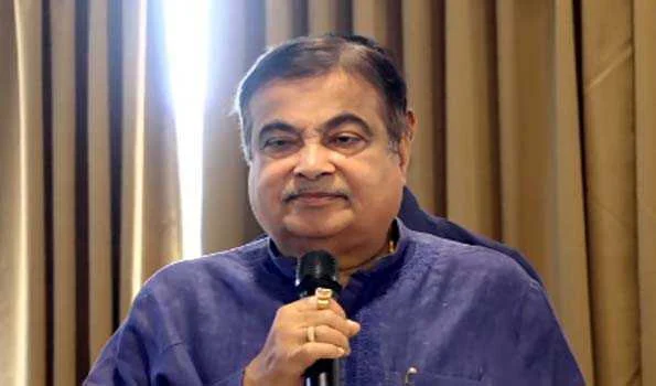 गडकरी ने हिंदुत्व को लेकर कांग्रेस पर साधा निशाना