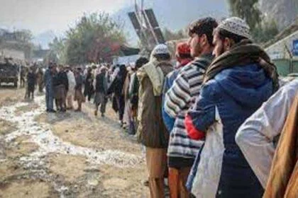 तीस हजार अफगान शरणार्थी स्वदेश लौटे