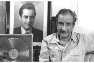 पार्श्वगायक बनना चाहते थे राज खोसला