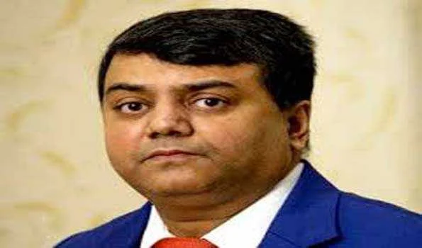 संरक्षणवाद और अनिश्चितता से निटपने के लिए नीतिगत दरों में हाे आधी फीसदी की कमी