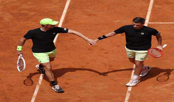 सैलिसबरी और स्कूप्स्की की जोड़ी फ्रेंच ओपन युगल के फाइनल में