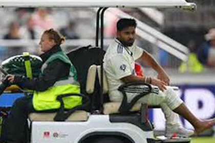 ऋषभ पंत के पैर में फ्रैक्चर, मैनचेस्टर टेस्ट में आगे भाग लेना संदिग्ध