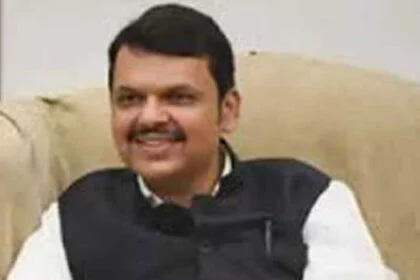 फडणवीस ने किया मुंबई सिंदूर फ्लाईओवर उद्घाटन