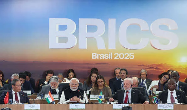 मोदी ने ब्रिक्स शिखर सम्मेलन में क्यूबा, मलेशिया, वियतनाम, अन्य नेताओं के साथ द्विपक्षीय बैठकें कीं