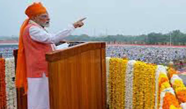 आपातकाल लगा संविधान का गला घोंटने वाले पापियों को न भूलें   : मोदी