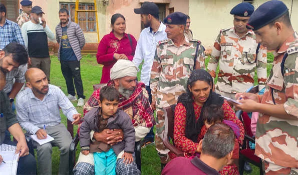 धराली आपदा : राहत कार्य में तेजी, अब तक 233 लोगों को निकाला गया सुरक्षित