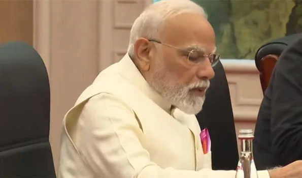 परस्पर विश्वास और सम्मान के आधार पर चीन के साथ संबंध आगे बढाने को प्रतिबद्ध है भारत: मोदी