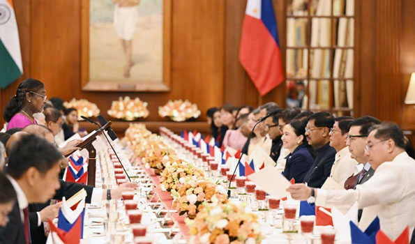 भारत की एक्ट ईस्ट नीति में फिलीपींस प्रमुख साझेदार : मुर्मु