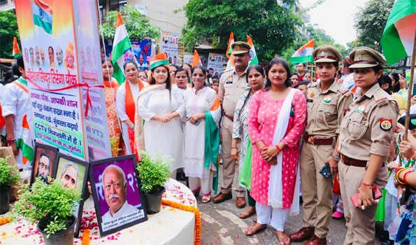 महिला समूह ने साहिबाबाद के