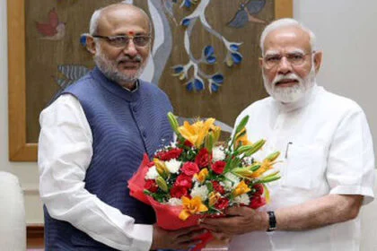 राधाकृष्णन ने लगन, विनम्रता और बुद्धिमत्ता से  विशिष्ट पहचान बनाई है: मोदी