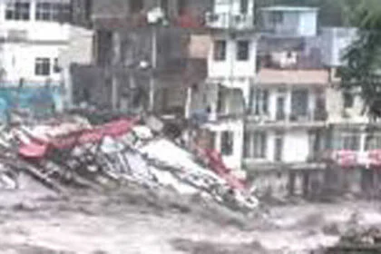 उत्तराखंड : बादल फटने से 13 की मौत, तीन घायल, 16 लापता