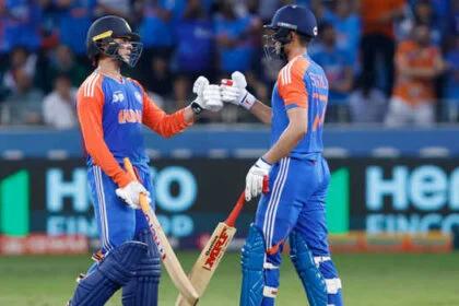 भारत ने पाकिस्तान को छह  विकेट से हराया