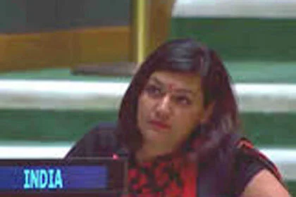 शरीफ ने संयुक्त राष्ट्र के मंच पर फिर