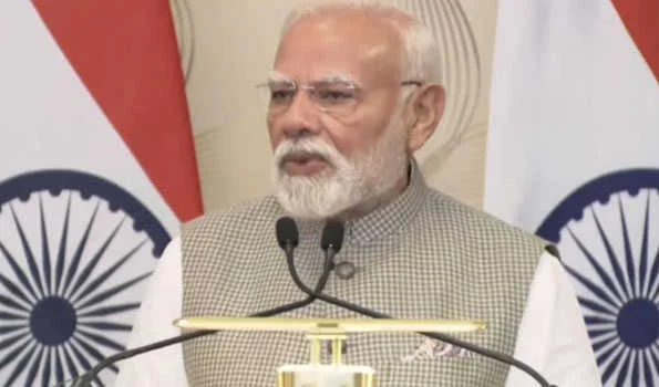 स्वदेशी के मंत्र को बनाना होगा आत्मनिर्भर भारत का आधार : मोदी