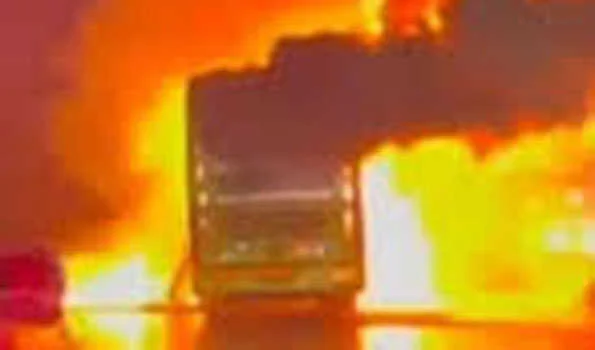 आंध्र प्रदेश में एक यात्री बस में आग लगने से 20 लोगों की मौत