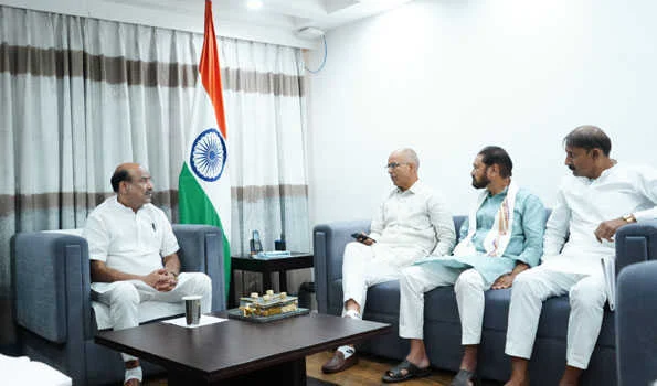 बिरला ने की पेयजल कार्यों की समीक्षा