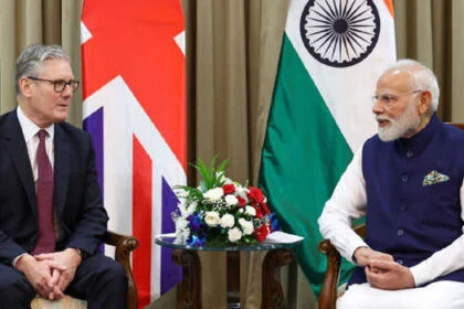 मोदी ने मुंबई में ब्रिटेन के प्रधानमंत्री कीर स्टारमर के साथ की प्रतिनिधिमंडल स्तर की बैठक