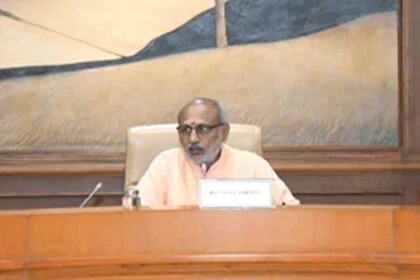 राधाकृष्णन के साथ पहली सर्वदलीय बैठक: सदन की कार्यवाही सुचारु रूप से चलाने पर सहमति