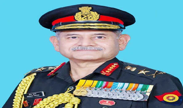 सेना प्रमुख ने अग्रिम चौकियों का दौरा कर तैयारियों का जायजा लिया