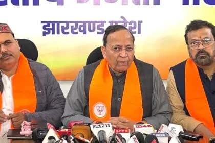 Arun Singh Criticizes Hemant