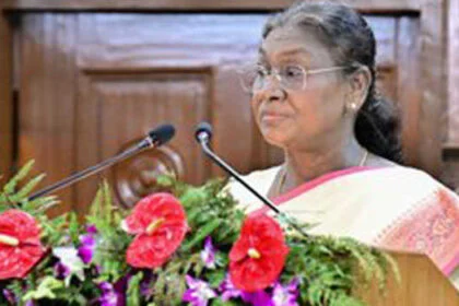 उत्तराखंड देवभूमि से अध्यात्म और शौर्य की परंपराएं प्रवाहित होती रही हैं : राष्ट्रपति