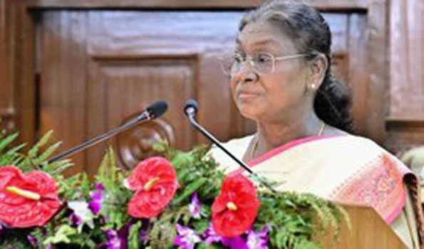 उत्तराखंड देवभूमि से अध्यात्म और शौर्य की परंपराएं प्रवाहित होती रही हैं : राष्ट्रपति