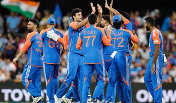 गेंदबाजों के दम पर भारत ने बनाई 2-1 की बढ़त